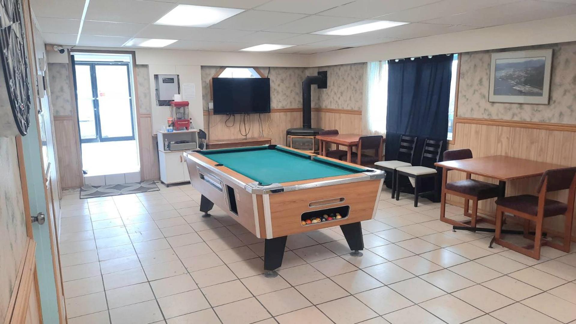 The Villager Inn Princeton Motel Extérieur photo